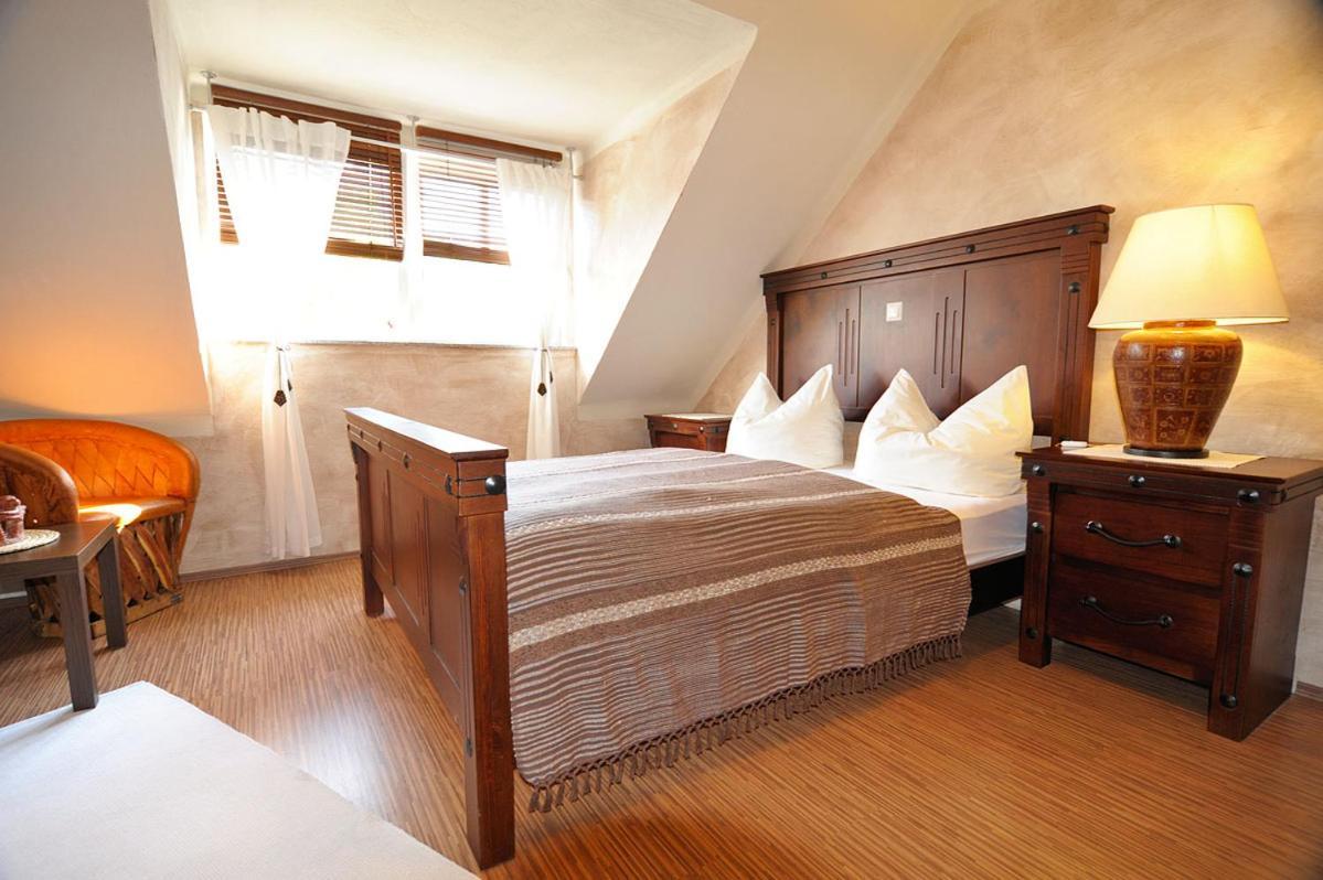 "Das Schlafzimmer" Erlebnis & Boutiquehotel - Ehemals Hacienda Mexicana Spittal an der Drau Bagian luar foto